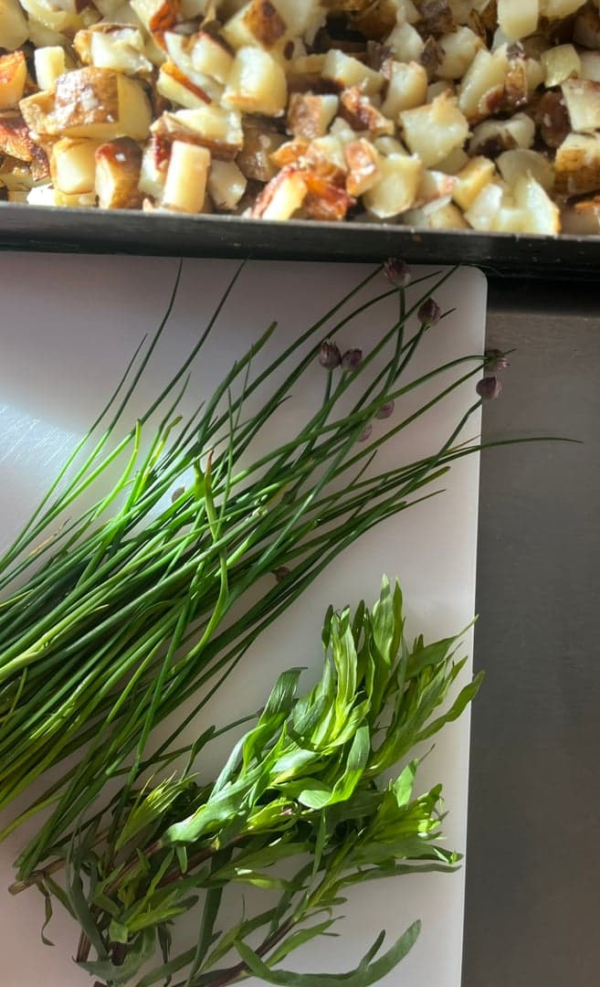 Chives and potatoes